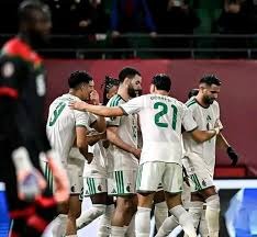 [图]内雷斯双响 那不勒斯2-0队史第三次问鼎意超杯